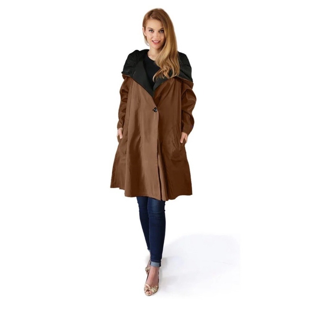MYCRA PAC Reversible Packable Raincoat Womens 0-P (6-8) Pleated Hood Brown Black